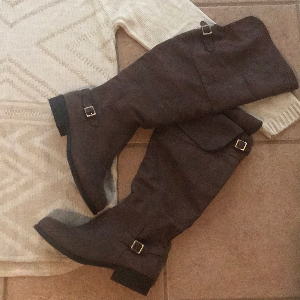 NWOT brown knee high boots
